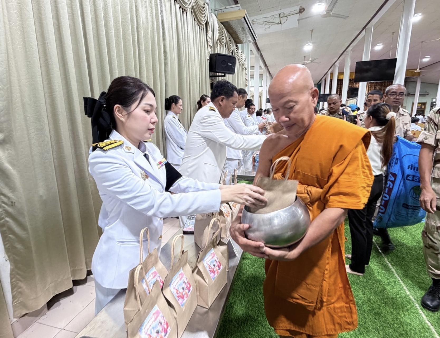title - ส.ป.ก.อ่างทอง ร่วมกิจกรรมเฉลิมพระเกียรติ สมเด็จพระนางเจ้าสุทิดา พัชรสุธาพิมลลักษณ พระบรมราชินี ในโอกาสมหามงคลเฉลิมพระชนมพรรษา 4 รอบ 3 มิถุนายน 2569